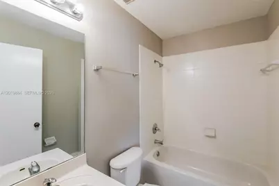 925 NE 34th Ave #203, Homestead, FL 33033 - Photo 18