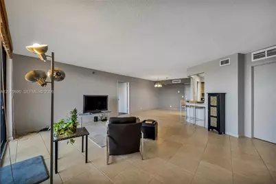 3300 NE 191st St #LP04, Aventura, FL 33180 - Photo 4