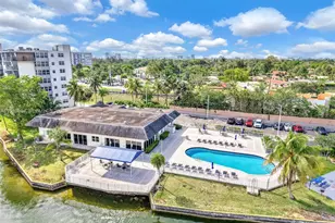 1075 NE Miami Gardens Dr, Miami, FL 33179 - Photo 34