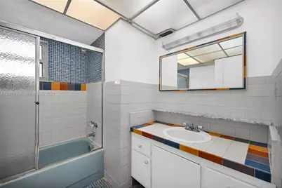 1075 NE Miami Gardens Dr #408, Miami, FL 33179 - Photo 14