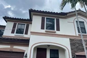 9333 W 34th Ct, Hialeah, FL 33018 - Photo 2
