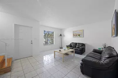[Address not provided], Hallandale Beach, FL 33009 - Photo 4