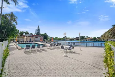 [Address not provided], Hallandale Beach, FL 33009 - Photo 24