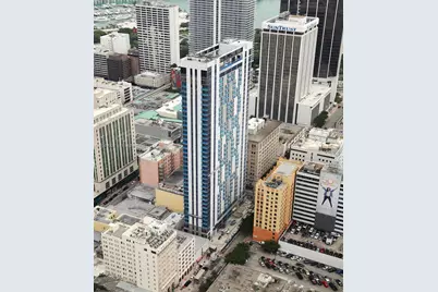 151 SE 1st St, Miami, FL 33131 - Photo 2
