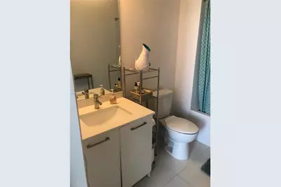 151 SE 1st St, Miami, FL 33131 - Photo 20