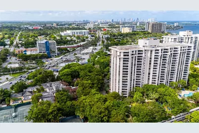 2000 Towerside Ter #311, Miami, FL 33138 - Photo 2