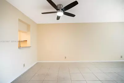 260 NW 76th Ave #404, Margate, FL 33063 - Photo 4