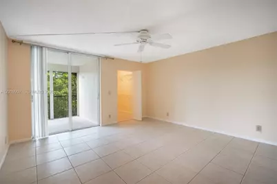 260 NW 76th Ave #404, Margate, FL 33063 - Photo 10
