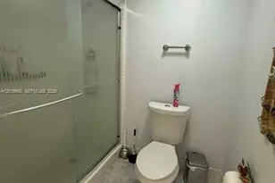 12850 SW 4th Ct, Pembroke Pines, FL 33027 - Photo 16