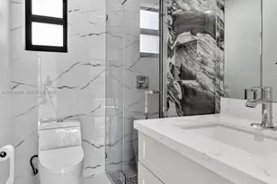 53 NW 68th St, Miami, FL 33150 - Photo 20