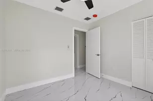 53 NW 68th St, Miami, FL 33150 - Photo 18