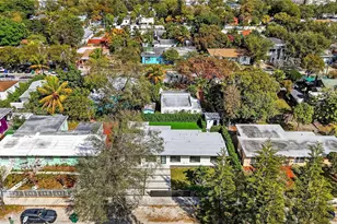 53 NW 68th St, Miami, FL 33150 - Photo 48