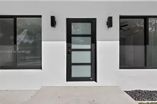 53 NW 68th St, Miami, FL 33150 - Photo 4