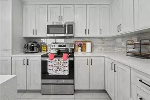 1326 NW 2nd Ln, Florida City, FL 33034 - Photo 2