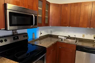 3101 N Country Club Dr, Aventura, FL 33180 - Photo 2
