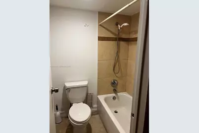 3101 N Country Club Dr #510, Aventura, FL 33180 - Photo 10