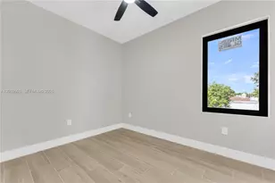 1816 NW 49th St, Miami, FL 33142 - Photo 32