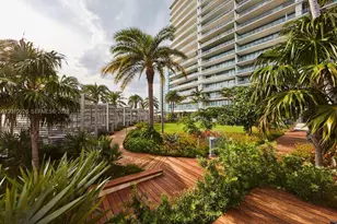 800 South Pointe Dr, Miami Beach, FL 33139 - Photo 84