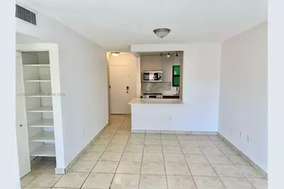 1530 SW 2nd St #304, Miami, FL 33135 - Photo 4