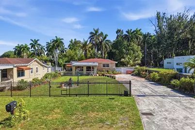 55-57 NE 156th St, Miami, FL 33162 - Photo 2