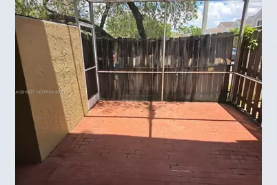1325 NW 124th Ave #1325, Pembroke Pines, FL 33026 - Photo 8