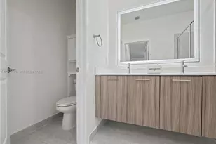 4527 NW 83rd Path, Doral, FL 33166 - Photo 16