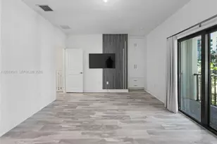4527 NW 83rd Path, Doral, FL 33166 - Photo 8