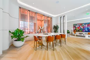 77 5th St, Miami, FL 33131 - Photo 26