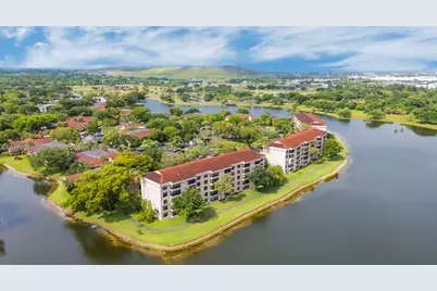 2768 Carambola Cir S #401, Coconut Creek, FL 33066 - Photo 1