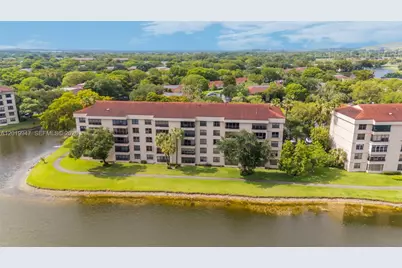2768 S Carambola Cir S #401, Coconut Creek, FL 33066 - Photo 36