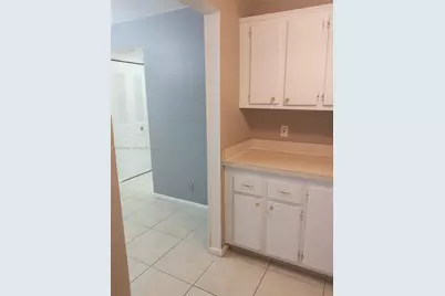 390 Windsor Q #390, West Palm Beach, FL 33417 - Photo 6