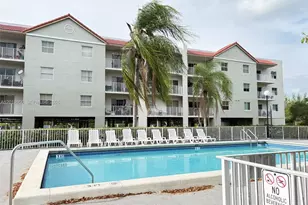 8200 SW 210th St, Cutler Bay, FL 33189 - Photo 16