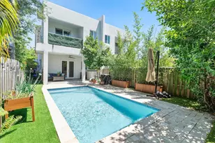 2920 SW 25th Ter, Miami, FL 33133 - Photo 24