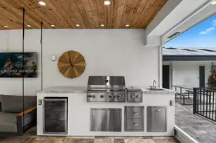 600 NE 4th St, Pompano Beach, FL 33060 - Photo 44