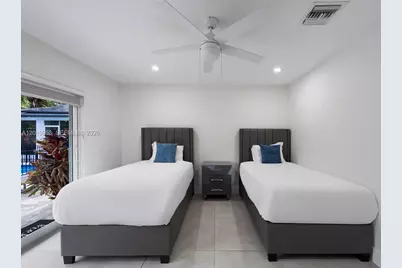 600 NE 4th St, Pompano Beach, FL 33060 - Photo 30