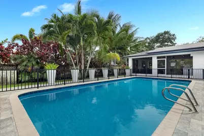 600 NE 4th St, Pompano Beach, FL 33060 - Photo 32