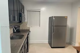221 SW 9th Ave, Miami, FL 33130 - Photo 6