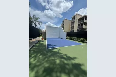 8323 Lake Dr #506, Doral, FL 33166 - Photo 16