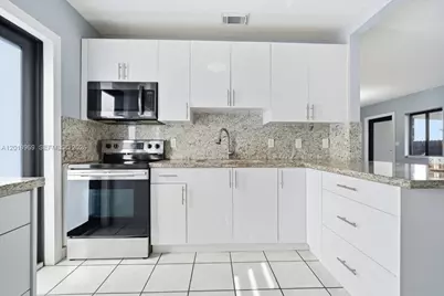 3297 SW 26th St, Miami, FL 33133 - Photo 26