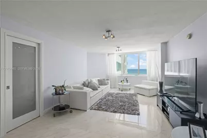 7135 Collins Ave #712, Miami Beach, FL 33141 - Photo 8