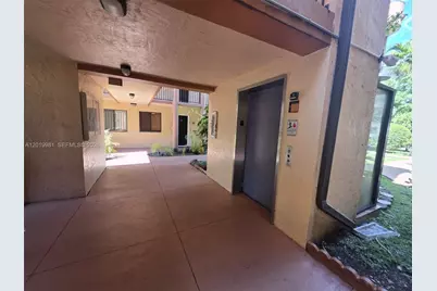 5500 W 21st Ct #306, Hialeah, FL 33016 - Photo 4