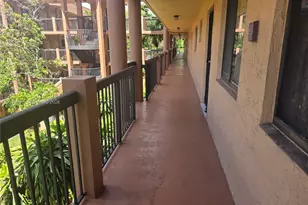5500 W 21st Ct, Hialeah, FL 33016 - Photo 26