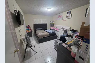 5500 W 21st Ct #306, Hialeah, FL 33016 - Photo 14