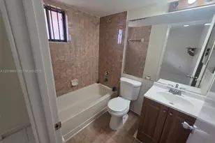 5500 W 21st Ct, Hialeah, FL 33016 - Photo 18