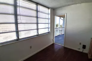 1770 NE 191st St, Miami, FL 33179 - Photo 24