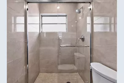 16641 Royal Poinciana Dr, Weston, FL 33326 - Photo 34
