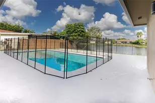 16641 Royal Poinciana Dr, Weston, FL 33326 - Photo 42