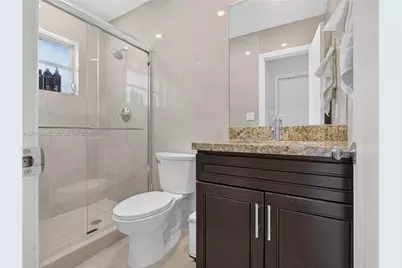 16641 Royal Poinciana Dr, Weston, FL 33326 - Photo 36