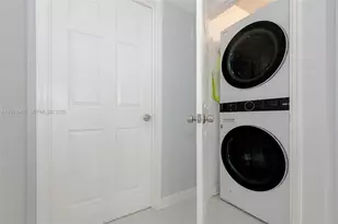 1201 S Ocean Dr, Hollywood, FL 33019 - Photo 26