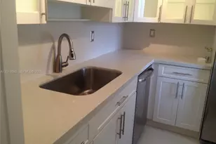 6855 Edgewater Dr, Coral Gables, FL 33133 - Photo 10